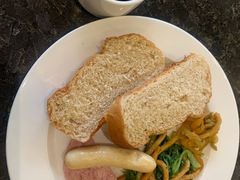 -华凯华美达广场酒店自助餐厅