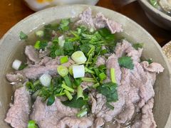 -谢老五跷脚牛肉·非遗传承店