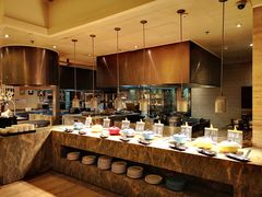 自助取餐区-惠州白鹭湖雅居乐喜来登度假酒店-盛宴标帜西餐厅