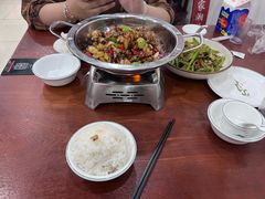 -湖南人家湘菜馆(镇江路店)