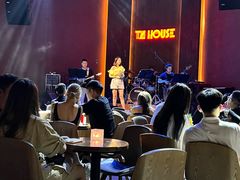 -TZ House音乐现场(来福士中心店)