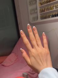 -丽心自助美甲美睫