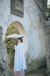 -一揽芳华汉服旗袍体验馆(拙政园店)