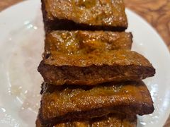 -清真吴记门钉肉饼·喜多利