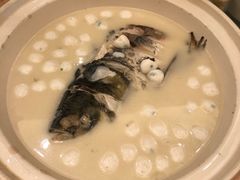 鱼头鱼丸汤-伊村饭店