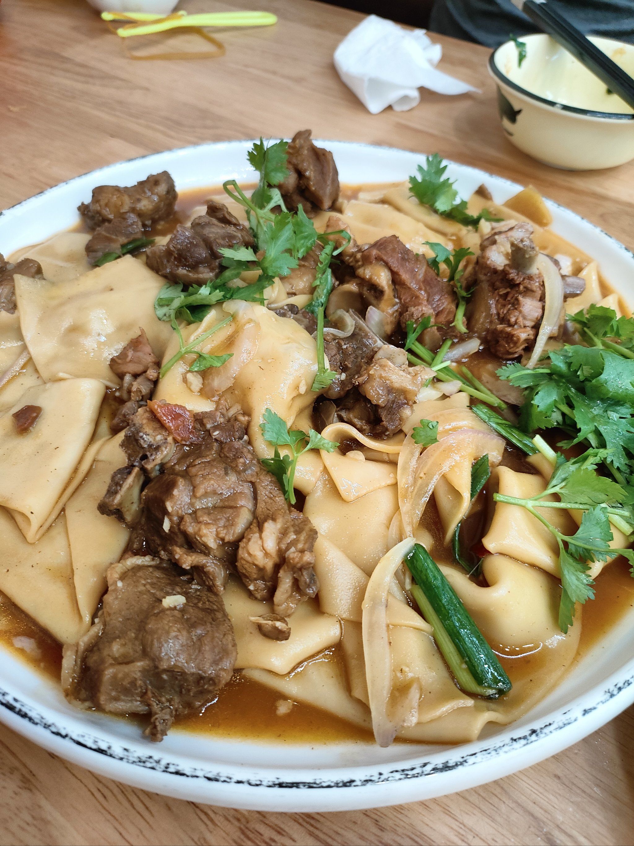 西北特色美食——胡羊焖饼