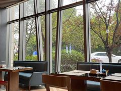 -筠咖啡西餐厅(上海国展宝龙丽筠酒店)