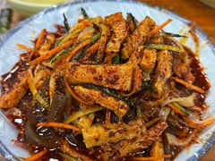 -不起眼麻辣烫凉皮店