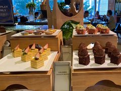 -大中华希尔顿酒店-念自助餐·嗨啤·小龙虾
