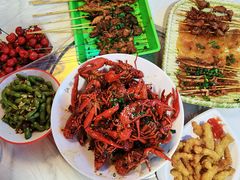 -江湖亮亮蒸虾大排档烤全羊清真(武汉总店)