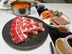 -红鼎豆捞·非遗鲍皇汤火锅(宝丰路店)