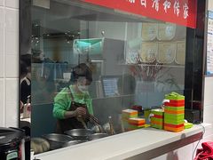 -极有家小鱼小鸡石锅煲(佳兆业店)