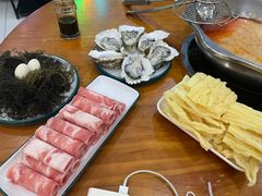 -老何家后安粉·糟粕醋海鲜火锅(三亚湾椰梦长廊店)
