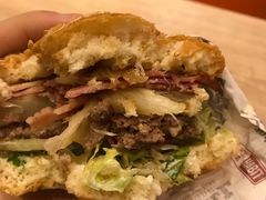 -The Habit Burger Grill 哈比特汉堡(爱琴海店)
