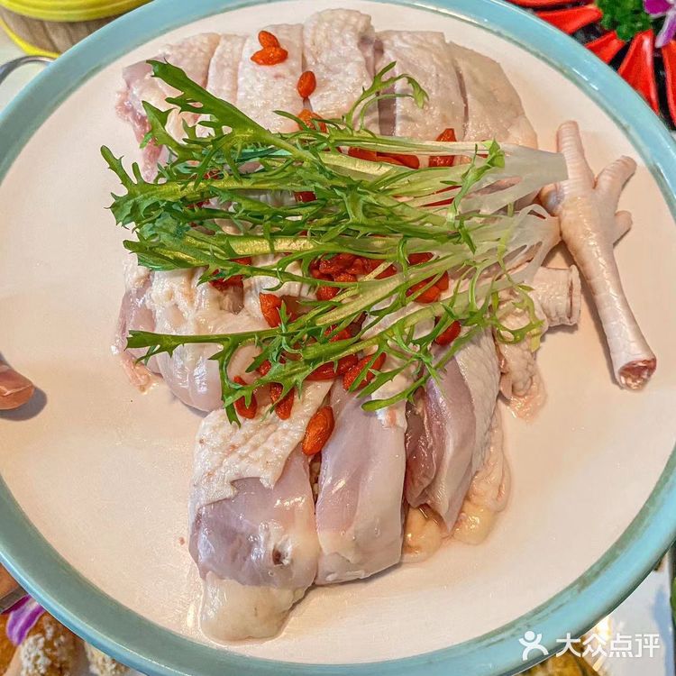 萌哒哒椰子鸡三亚湾旗舰店