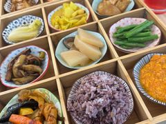 -轻蔬不用等·素食(江苏路店)