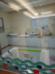 -莉泽月子中心(凯旋江景店)
