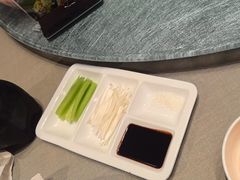 -凤凰园烤鸭店·唐山菜·传承花椒肉(老唐丰路店)