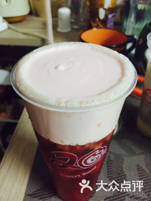 法式奶霜草莓果茶