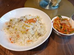 素手抓饭-天山集市(和家乐广场店)