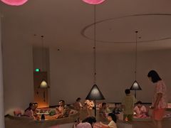 -涨巢·潮玩水疗局