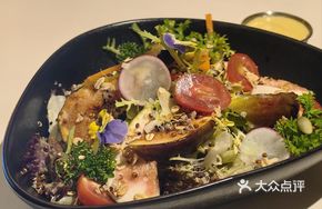 Amber Fig Salad