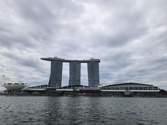 -滨海湾金沙购物商场