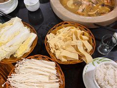新鲜时蔬-抚仙湖生态石锅鱼野生菌(告庄店)