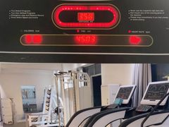 -RM GYM健身私教馆(白云元立方创意园店)