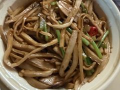 -六泰居·尔滨地标·东北菜(黄河路店)