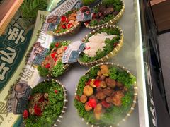 -芸山季·云南山珍菌火锅(人民广场来福士店)