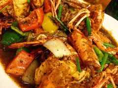 -J Daeng Seafood