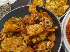 -川流不息·地道川菜·小龙虾(松东路店)