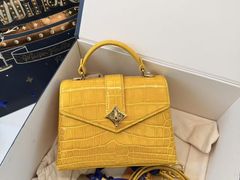 -六六奢品·vintage中古·回收二手奢侈品包包手表首饰(环球港店)