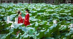 -保定巴黎婚纱摄影