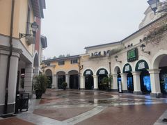 -佛罗伦萨小镇广佛名品奥特莱斯(疏港路店)