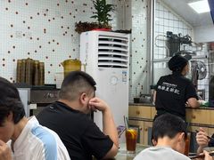 -兴华里茶记(禅城同济首店)