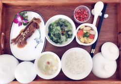 -杰爱月子护理中心