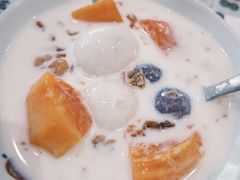桃胶汤圆木瓜鲜奶-堂屋糖水店(愚园店)