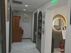 -洛伊科技抗衰护肤中心