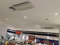 大堂-DQ·蛋糕·冰淇淋(虹口龙之梦店)