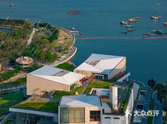 曾获菲利兹克奖 （建筑界诺贝尔奖） 日本建筑大师槇文