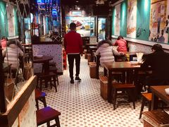 大堂-陈光记烧腊(长寿路店)