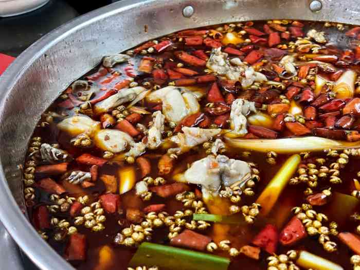 蛙将军美蛙耗儿鱼-"除了很远以外,基本没毛病,下班了的聚餐,.