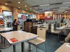 -百盛(莘庄店)