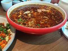 -有红鸡毛店·川菜(建设路店)