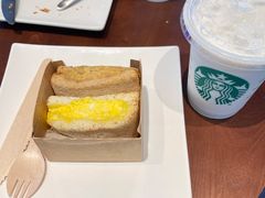 -星巴克(武汉江夏中百广场店)