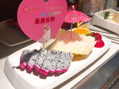 -海底捞火锅鲜切牛肉主题店(长寿路店)