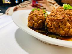 蛋黄狮子头-金春禧·鲁菜海鲜(延吉路万达店)