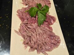 -茅草房·河畔园林火锅